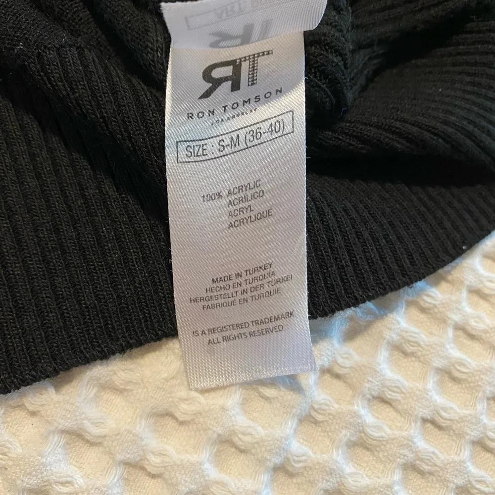 Ron Tomson Men’s Black Modern Signs Graphic Sweater